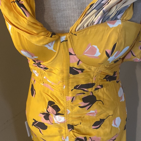 Self-Portrait Yellow Floral Maxi Dress - Picture 3 of 9